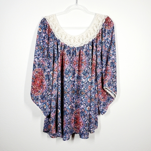 EYESHADOW BOHO FLUTTER SLEEVE TOP - Picture 2 of 5